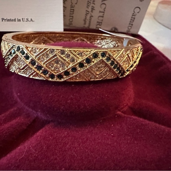 Camrose and Kross gold toned bangle - Picture 8 of 10